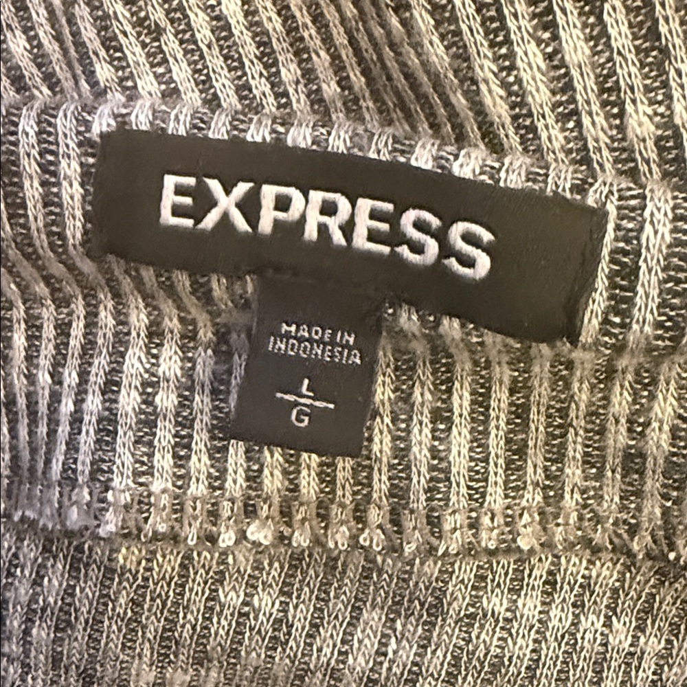 Expeess Gray Ribbed Off-Shoulder Top Large - Picture 4 of 4